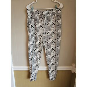Kate Quinn Black and White Floral Pajama Pants